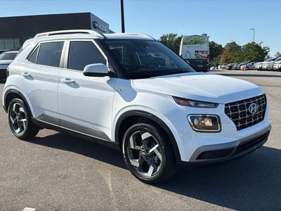 Photo of a 2026 Hyundai Venue SEL 4DR Crossover W/Two-Tone Roof for sale