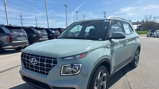 2026 Hyundai VENUE SEL