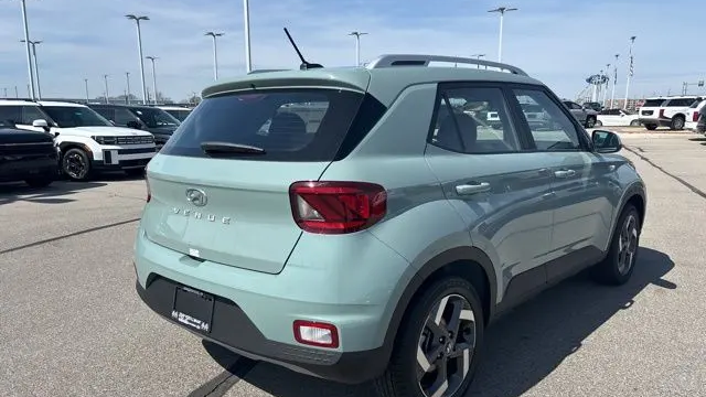 2026 Hyundai VENUE SEL
