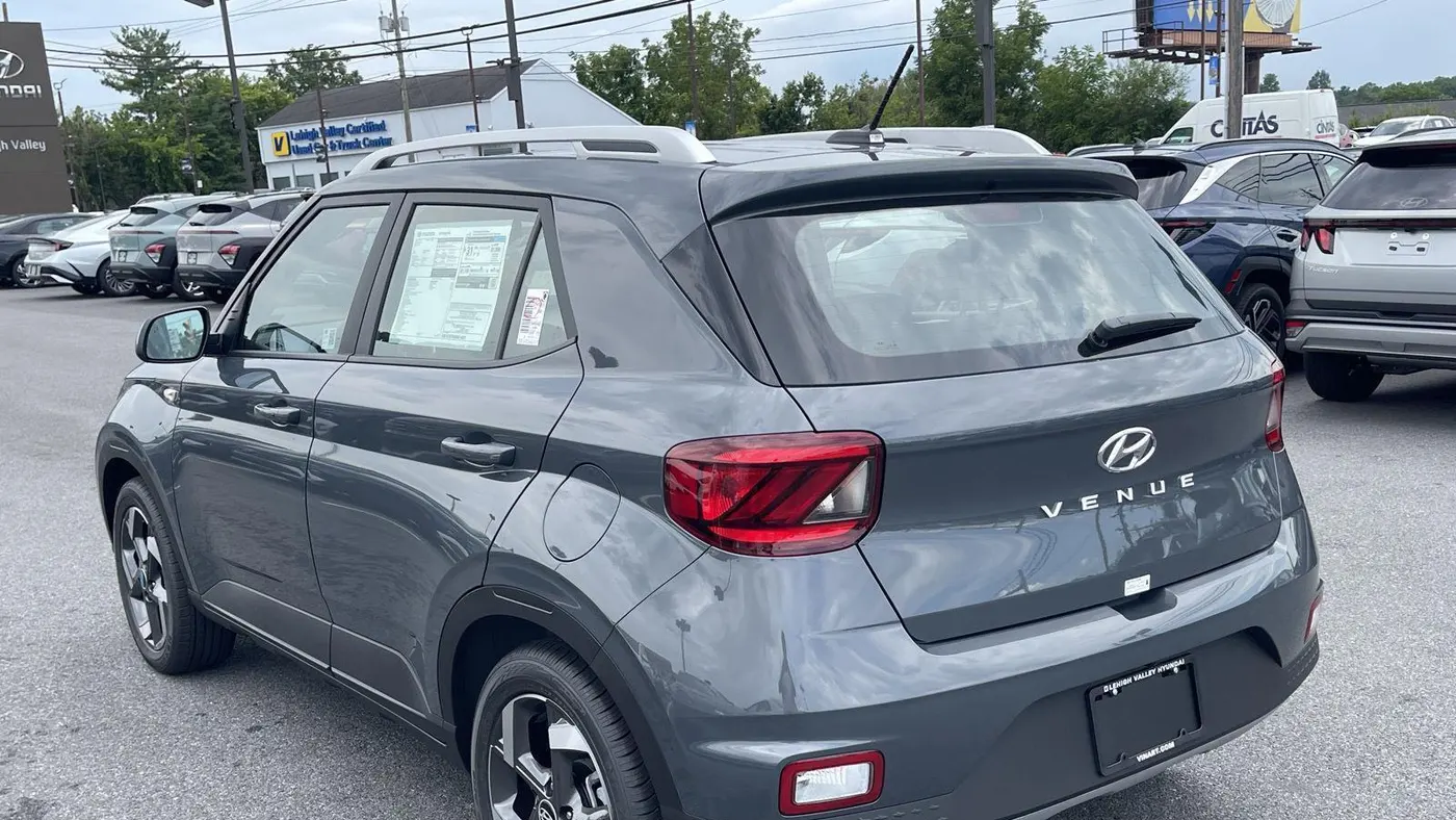 2026 Hyundai VENUE SEL