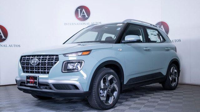 2026 Hyundai VENUE SEL