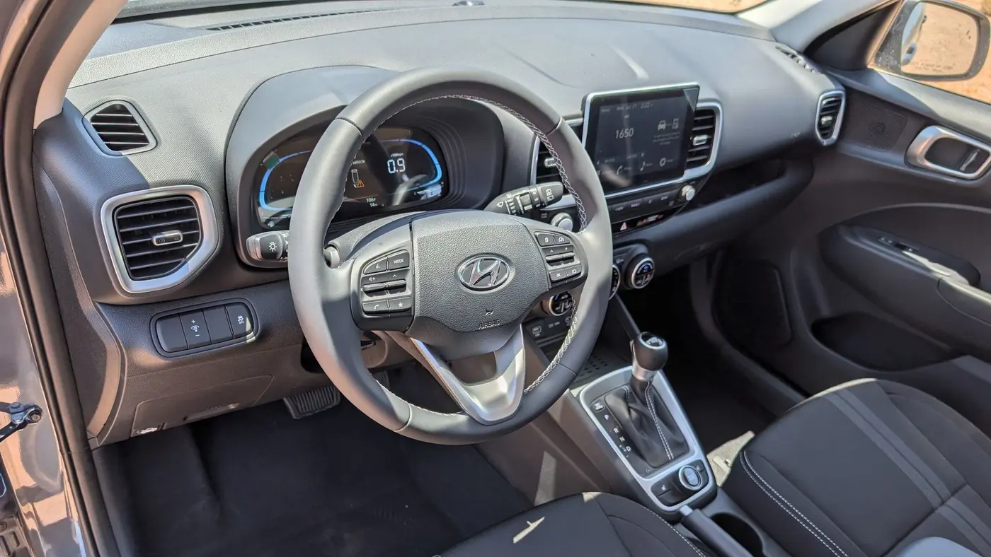 2026 Hyundai VENUE SEL