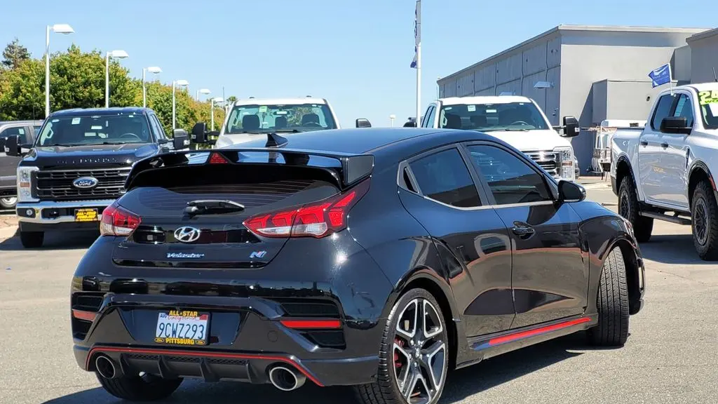 2022 Hyundai VELOSTER N Base