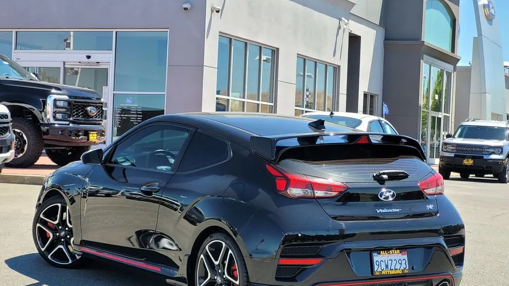 2022 Hyundai VELOSTER N Base