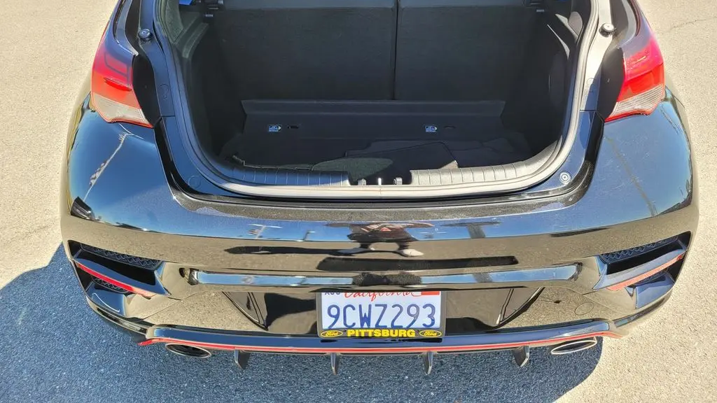 2022 Hyundai VELOSTER N Base