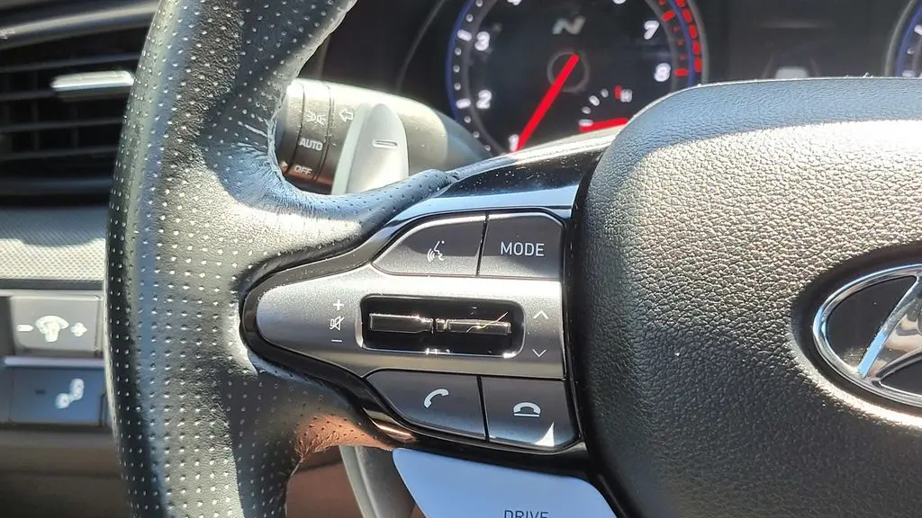 2022 Hyundai VELOSTER N Base