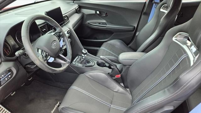 2022 Hyundai VELOSTER N Base