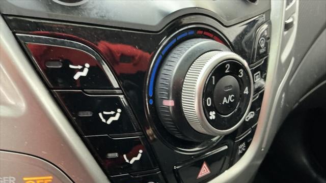 2014 Hyundai VELOSTER Base