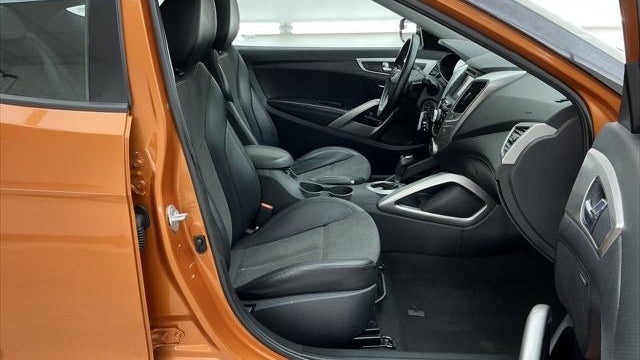 2014 Hyundai VELOSTER Base