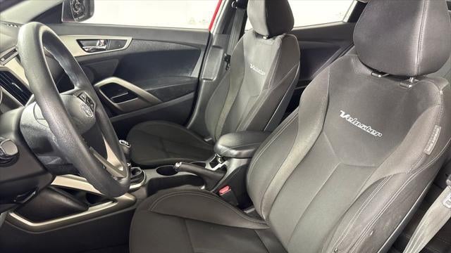 2013 Hyundai VELOSTER Base