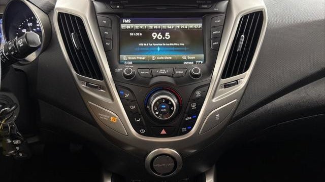 2013 Hyundai VELOSTER Base