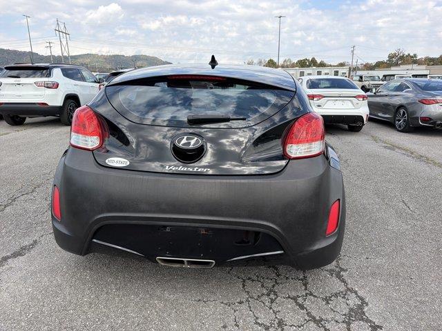 2013 Hyundai Veloster - $9,574