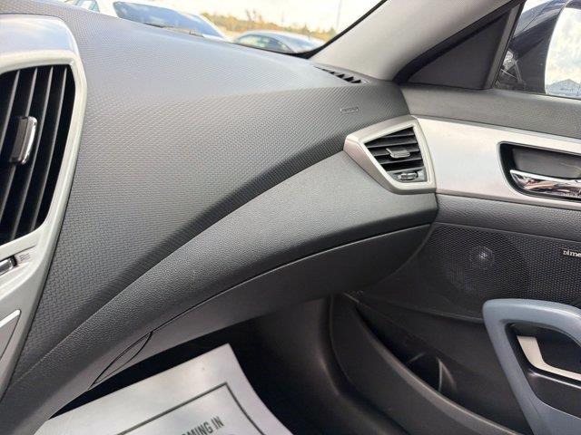 2013 Hyundai Veloster - $9,574