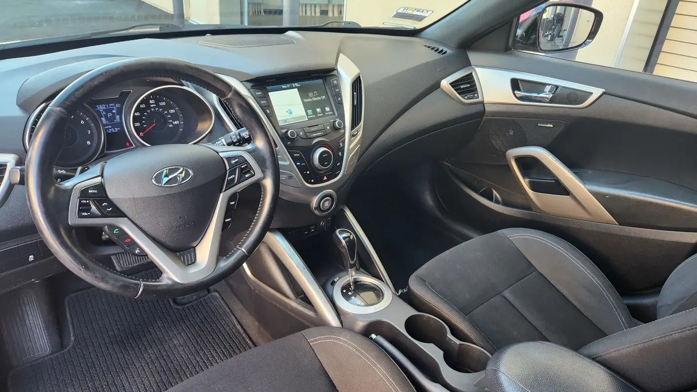 2017 Hyundai VELOSTER Value Edition