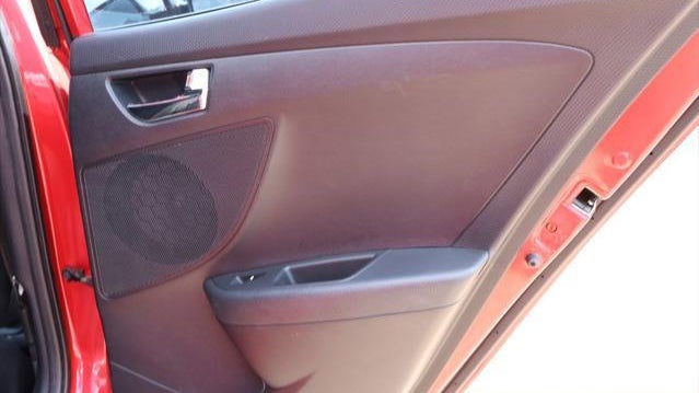 2016 Hyundai VELOSTER Base