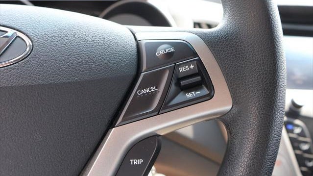 2016 Hyundai VELOSTER Base