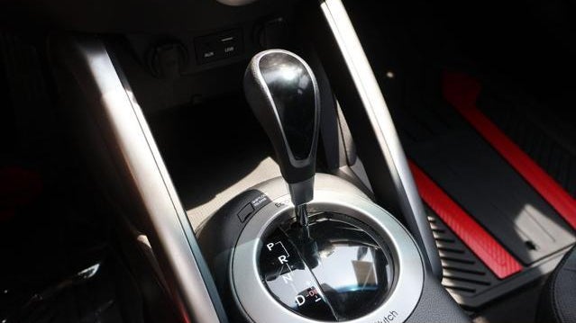 2016 Hyundai VELOSTER Base