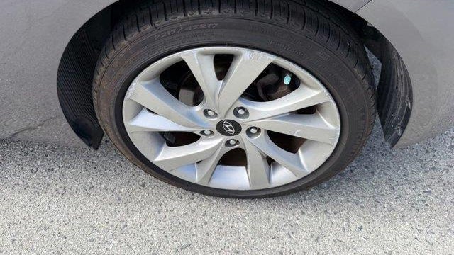 2016 Hyundai VELOSTER Base
