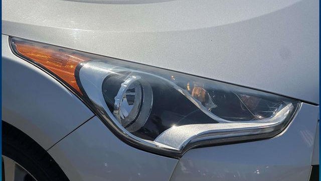 2016 Hyundai VELOSTER Base