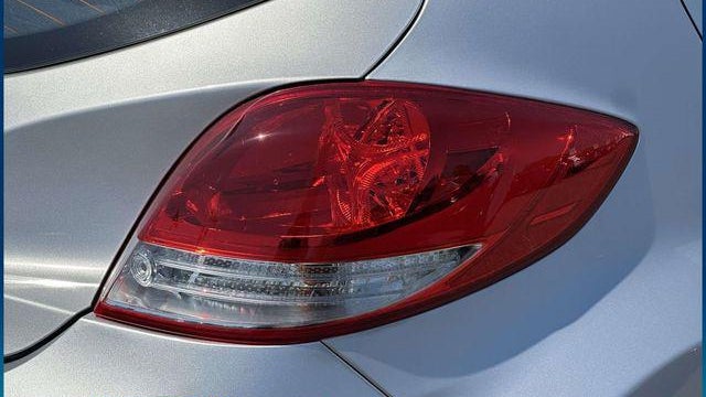 2016 Hyundai VELOSTER Base