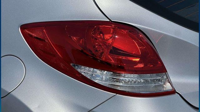 2016 Hyundai VELOSTER Base