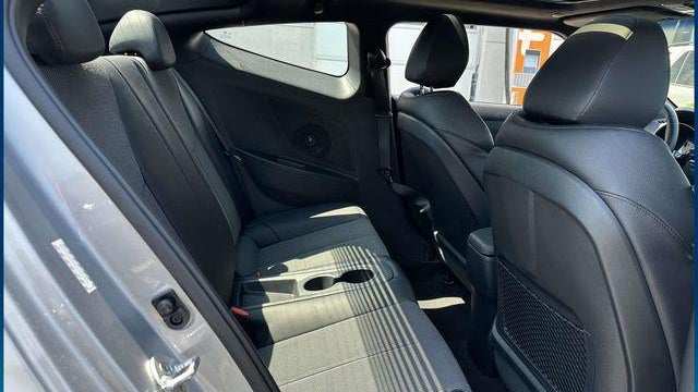 2016 Hyundai VELOSTER Base