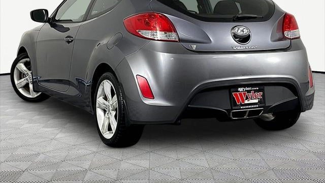2013 Hyundai VELOSTER Base