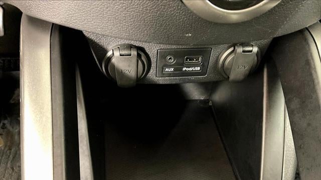 2013 Hyundai VELOSTER Base