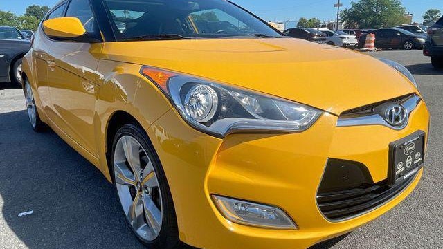 2014 Hyundai VELOSTER Base