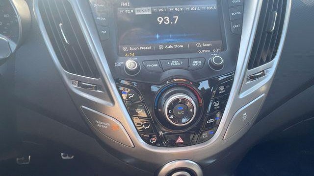 2014 Hyundai VELOSTER Base
