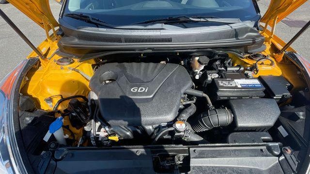 2014 Hyundai VELOSTER Base