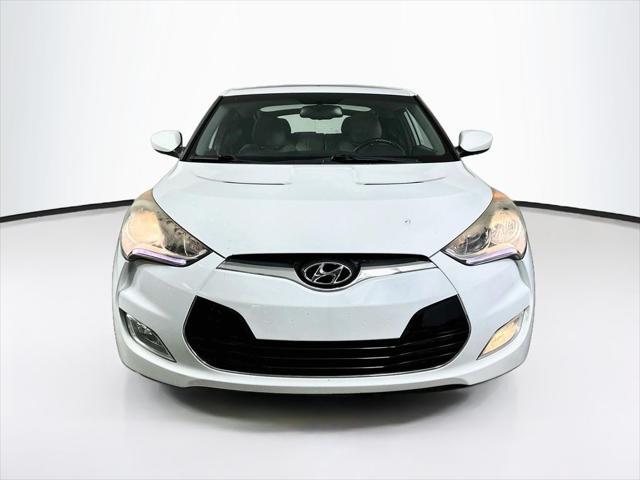 2014 Hyundai Veloster - $8,579