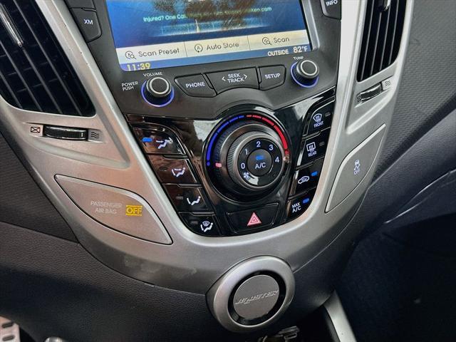 2014 Hyundai Veloster - $8,579