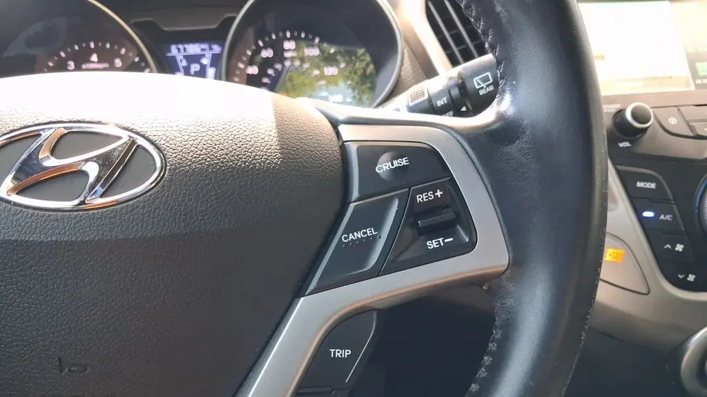 2017 Hyundai VELOSTER Value Edition