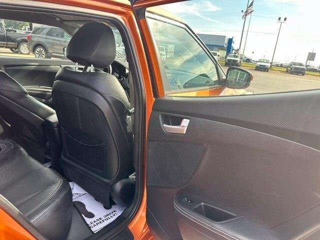2015 Hyundai Veloster - $6,599