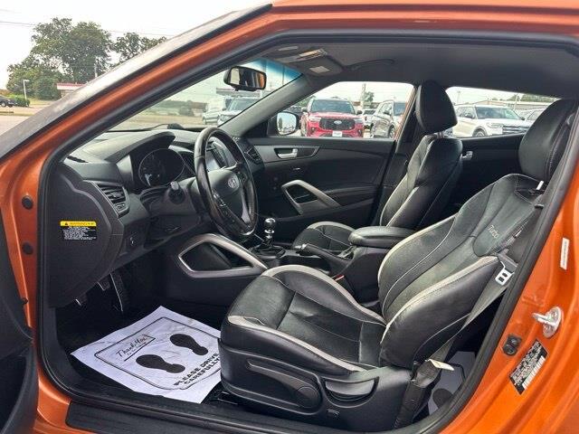 2015 Hyundai Veloster - $6,599