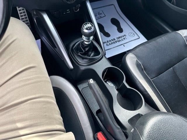 2015 Hyundai Veloster - $6,599