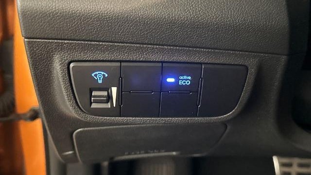 2016 Hyundai VELOSTER Turbo