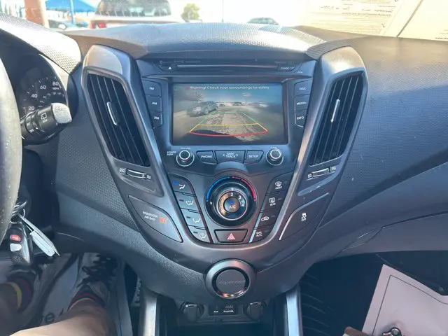 2014 Hyundai Veloster - $8,995