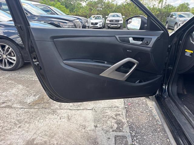 2016 Hyundai Veloster - $5,730