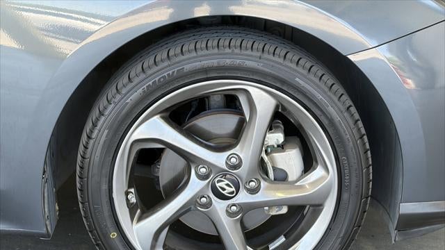 2019 Hyundai VELOSTER 2.0L