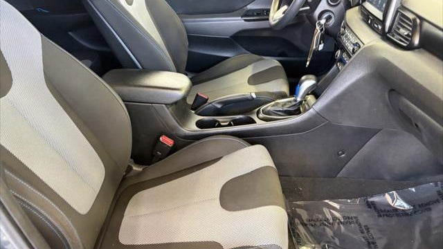 2019 Hyundai VELOSTER 2.0L