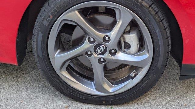 2020 Hyundai VELOSTER 2.0L