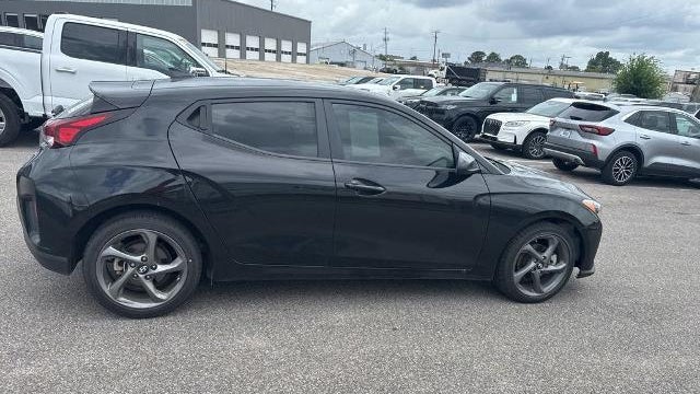 2020 Hyundai VELOSTER 2.0L