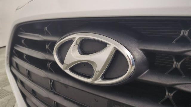 2020 Hyundai VELOSTER 2.0L