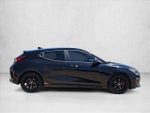 2020 Veloster Thumbnail 4
