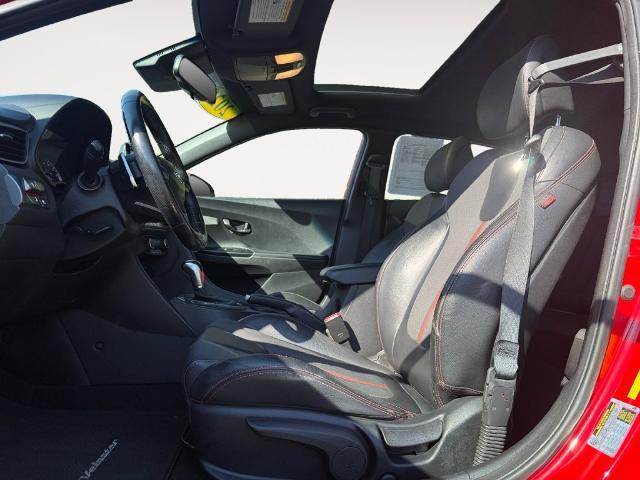 2020 Hyundai Veloster - $14,996