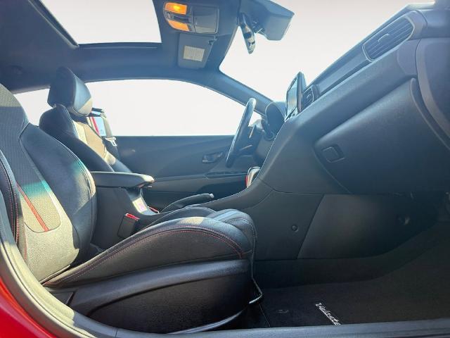 2020 Hyundai Veloster - $14,996