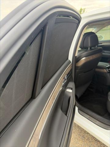 2021 Genesis G90 - $27,234