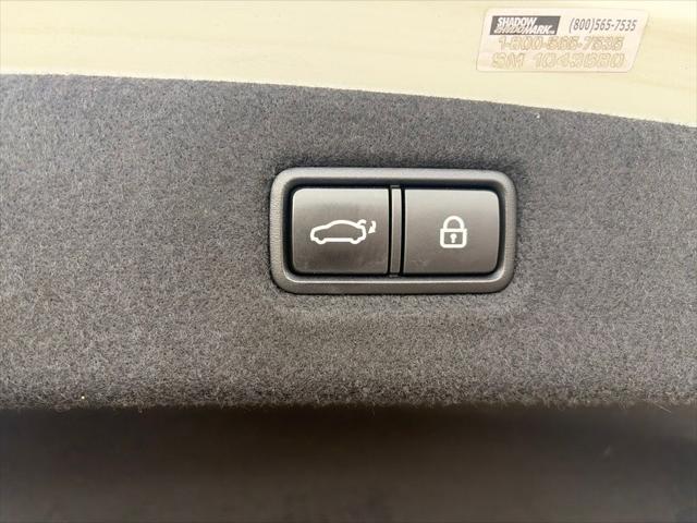 2021 Genesis G90 - $27,234